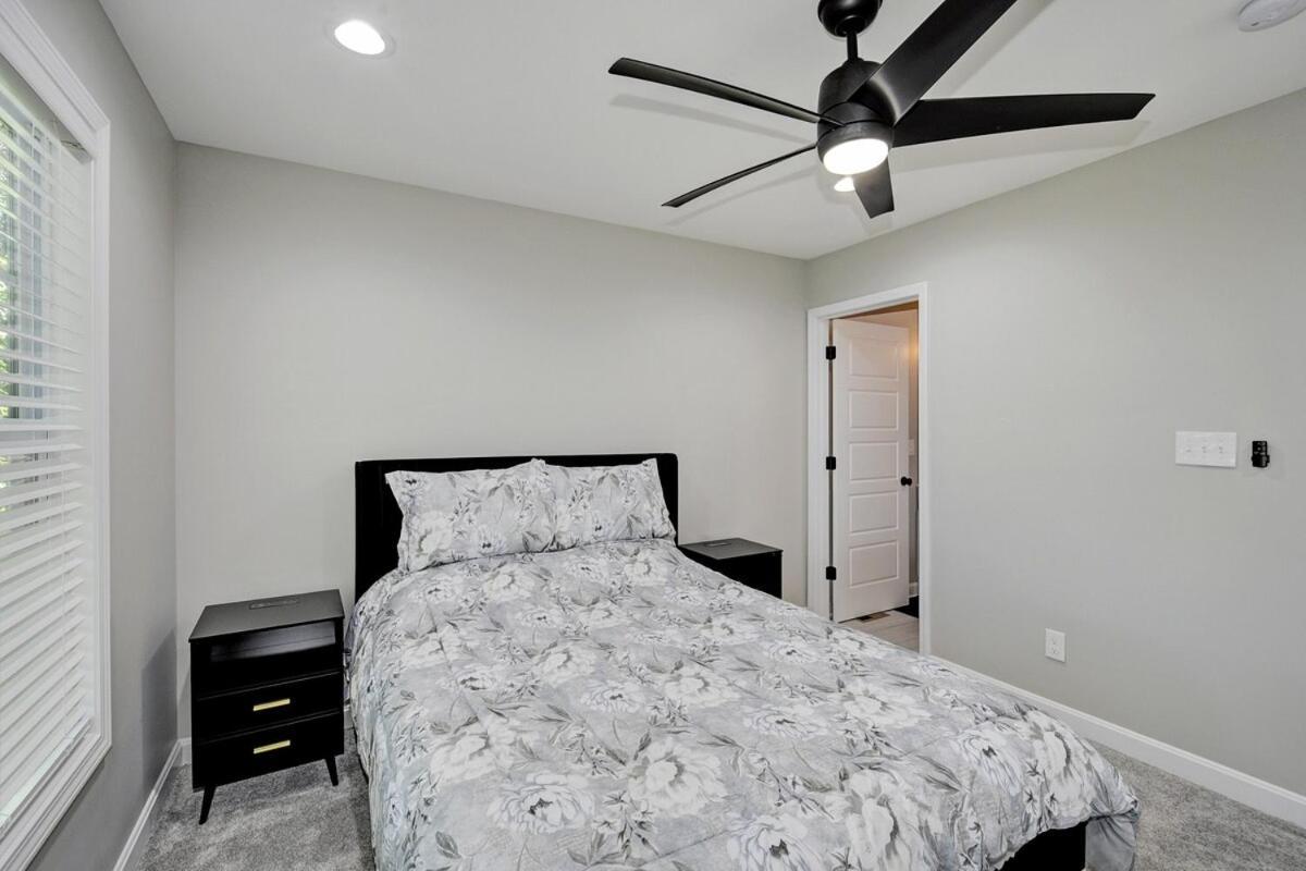 Newly Built Near Downtown * Louisville