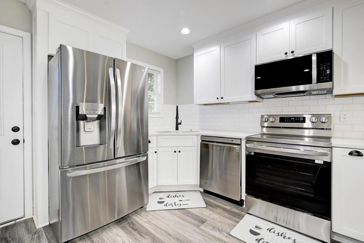 Newly Built Near Downtown Holiday home