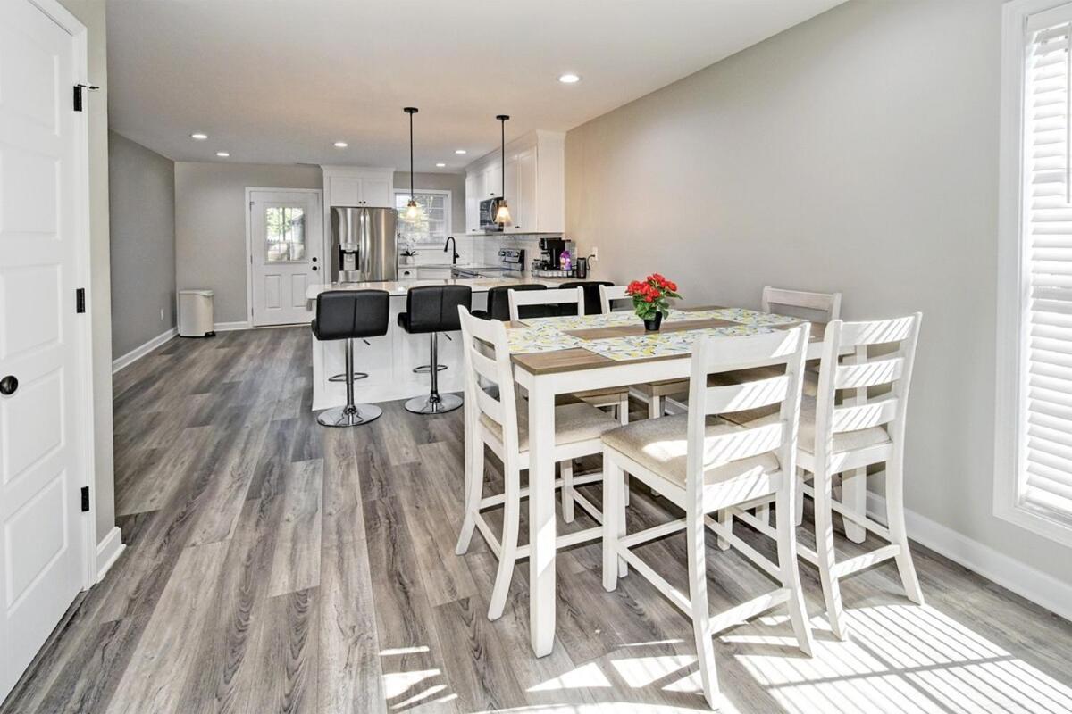 Newly Built Near Downtown * Louisville