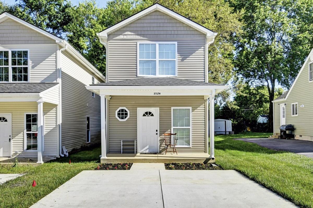 Newly Built Near Downtown Holiday home