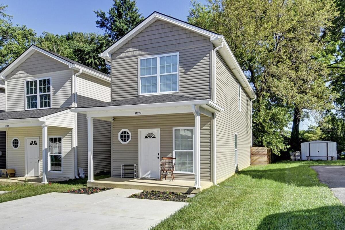 Holiday home Newly Built Near Downtown